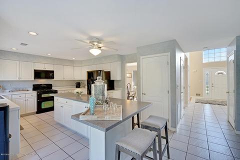 312 Mackenzie Dr, Jackson, NJ 08527 photo 5