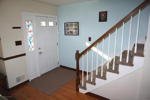 34 Townsend Dr, Matawan, NJ 07747 photo 21