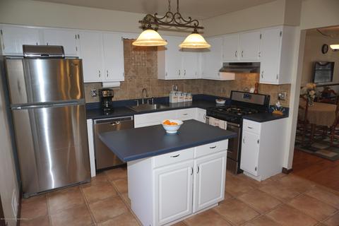 34 Townsend Dr, Matawan, NJ 07747 photo 7