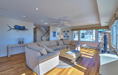 72 Ocean Ave, Lavallette, NJ 08735 photo 3