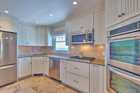 72 Ocean Ave, Lavallette, NJ 08735 photo 14