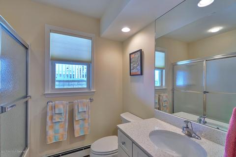 72 Ocean Ave, Lavallette, NJ 08735 photo 18