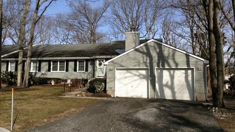 4 Hickory Ct #D, Brielle, NJ 08730 photo 1