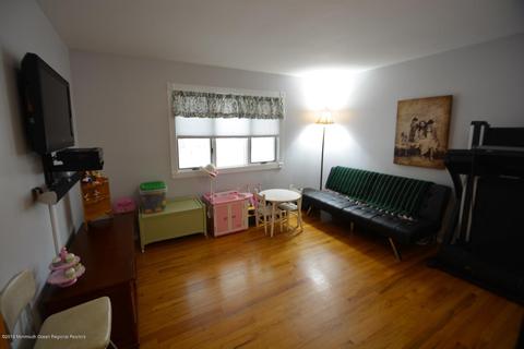 44 E 2nd St, Howell, NJ 07731 photo 9