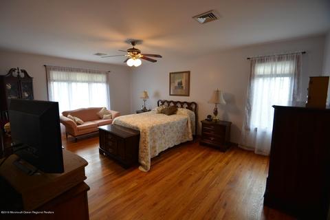 44 E 2nd St, Howell, NJ 07731 photo 12