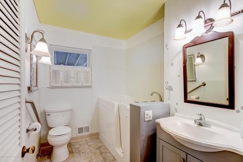 204 Third Ave, Tuckerton, NJ 08087 photo 10