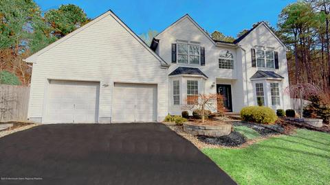 558 Buttonwood Dr, Jackson, NJ 08527 photo 1