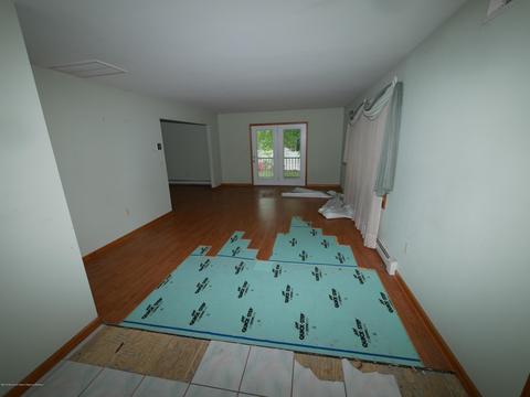 730 Rabbit Run, Brick, NJ 08724 photo 4