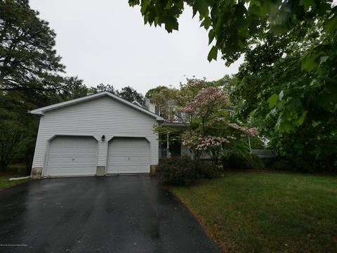 730 Rabbit Run, Brick, NJ 08724 photo 2