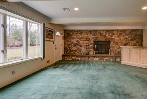 8 Colonial Dr, Matawan, NJ 07747 photo 24