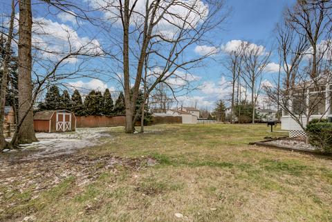 8 Colonial Dr, Matawan, NJ 07747 photo 6