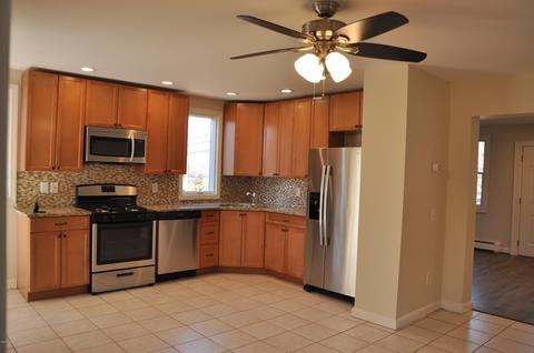1458 Ratzer Rd, Wayne, NJ 07470 photo 3