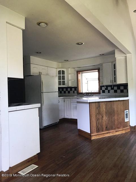 32 Vanderbilt Ave, Leonardo, NJ 07737 photo 2