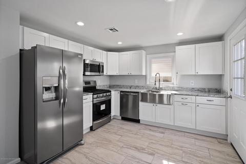 610 E Arverne Ave, Ocean Gate, NJ 08740 photo 7