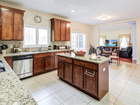 110 Cottrell Rd, Matawan, NJ 07747 photo 14
