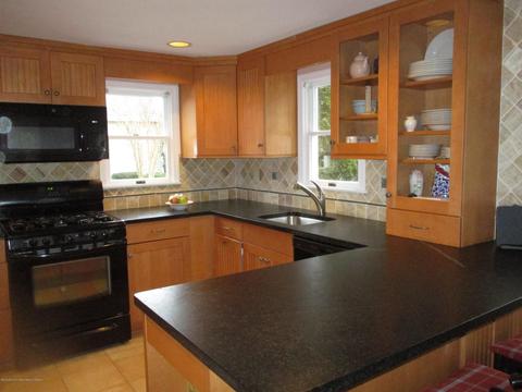 615 Cedarcrest Dr, Brielle, NJ 08730 photo 5