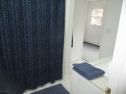 615 Cedarcrest Dr, Brielle, NJ 08730 photo 9