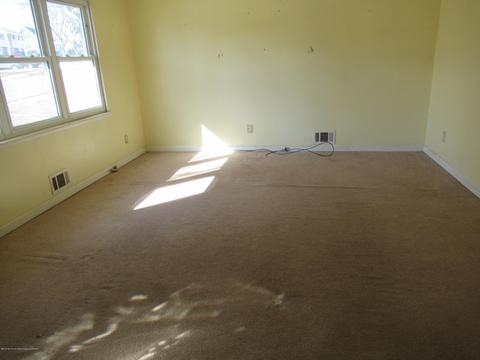 66 E Connecticut Concourse, Jackson, NJ 08527 photo 4