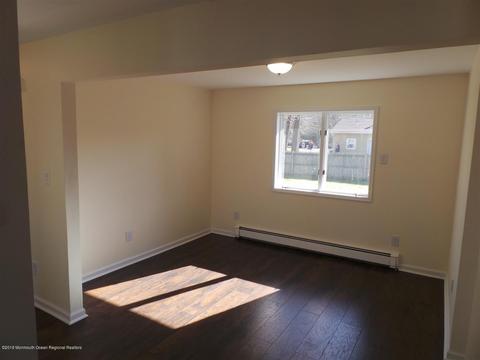 521 Conifer Dr, Forked River, NJ 08731 photo 9