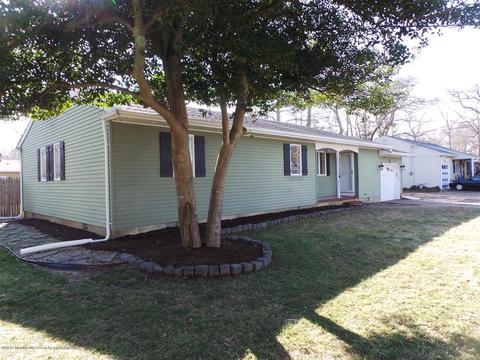 521 Conifer Dr, Forked River, NJ 08731 photo 2