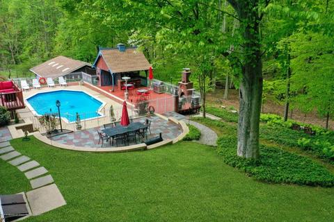 5 Deer Path, Holmdel, NJ 07733 photo 2
