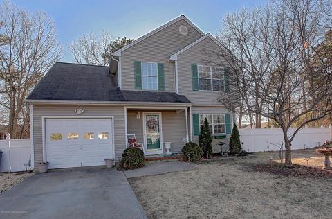 63 Cedar Dr, Brick, NJ 08723 photo 1