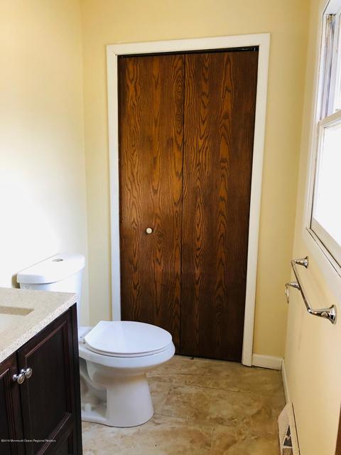 30 Lighthouse Dr, Waretown, NJ 08758 photo 8