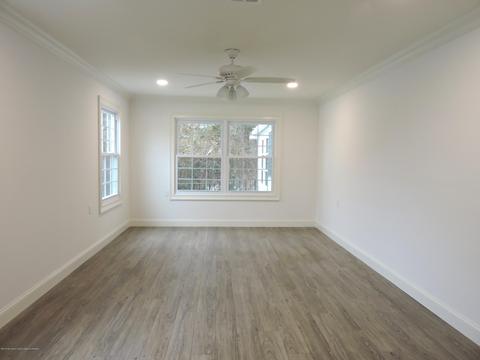 5 Brenner Ct, Brick, NJ 08724 photo 4