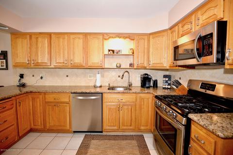 702 Roanoke Dr, Forked River, NJ 08731 photo 6