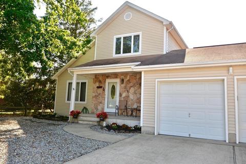 702 Roanoke Dr, Forked River, NJ 08731 photo 3