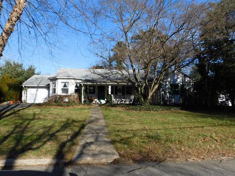 608 Locust Rd, Brielle, NJ 08730 photo 1