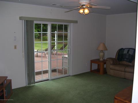22 Marc Dr, Matawan, NJ 07747 photo 15