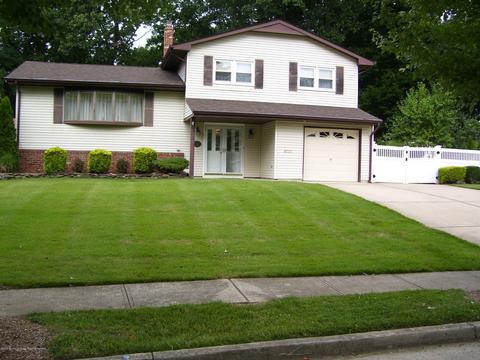 22 Marc Dr, Matawan, NJ 07747 photo 2