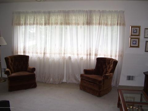 22 Marc Dr, Matawan, NJ 07747 photo 14