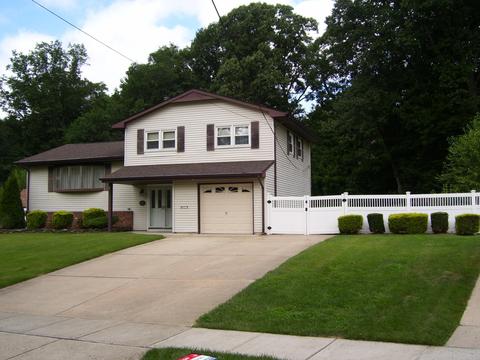 22 Marc Dr, Matawan, NJ 07747 photo 1