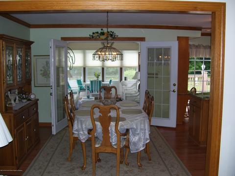 22 Marc Dr, Matawan, NJ 07747 photo 6