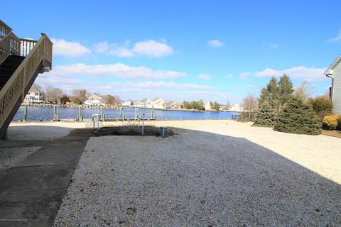 706 Stephanie Ct, Forked River, NJ 08731 photo 3