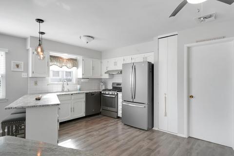 39 Sidney Ct, Brick, NJ 08724 photo 6