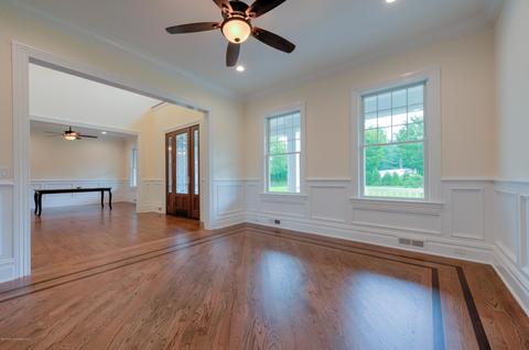 195 Everett Rd, Holmdel, NJ 07733 photo 8