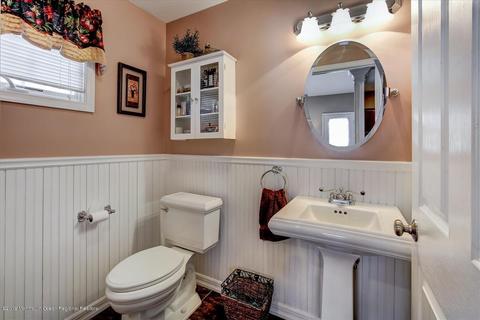 5 Acker Dr, Middletown, NJ 07748 photo 21