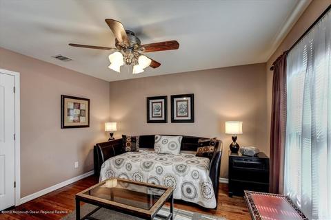 5 Acker Dr, Middletown, NJ 07748 photo 18