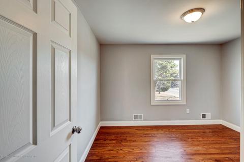 2 Jonathan Dr, Tinton Falls, NJ 07753 photo 16