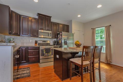 101 Phillip E Frank Way, Aberdeen, NJ 07747 photo 7