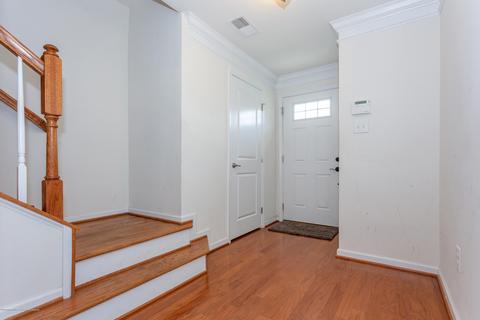 101 Phillip E Frank Way, Aberdeen, NJ 07747 photo 2