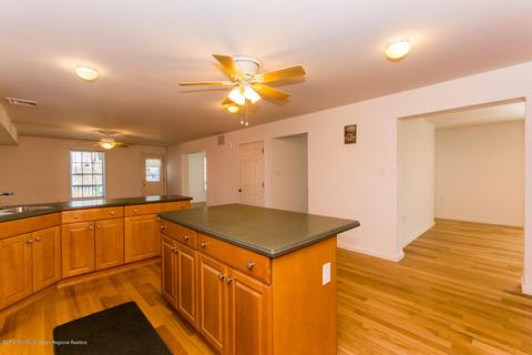 155 Lighthouse Dr, Waretown, NJ 08758 photo 7