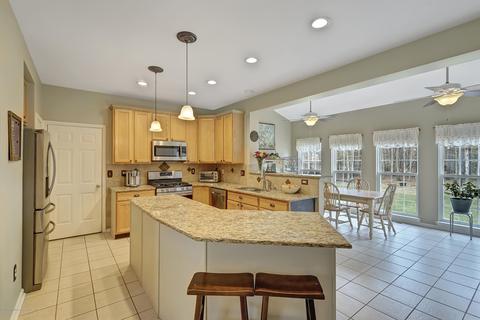 5 Reagan Dr, Jackson, NJ 08527 photo 8