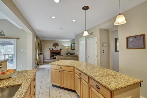 5 Reagan Dr, Jackson, NJ 08527 photo 10