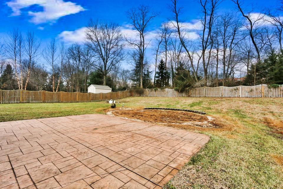  27 Old Queens Blvd, Manalapan, NJ 07726 photo 4