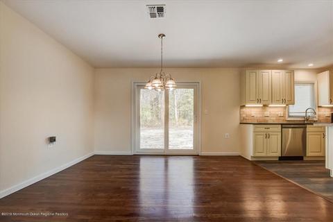 360 Constitution Dr, Forked River, NJ 08731 photo 5