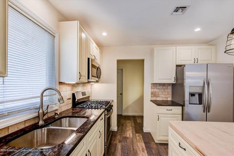 360 Constitution Dr, Forked River, NJ 08731 photo 12